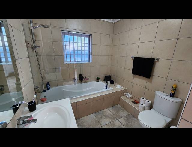 3 bed property to rent in KOMMETJIE